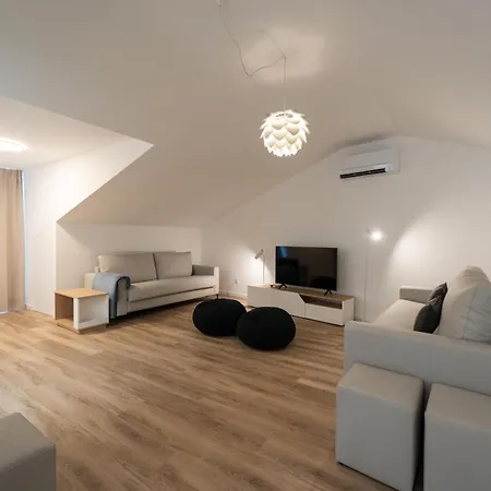 Oceanside Village 2 度假居