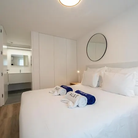 Oceanside Village 2 * Lagoa (Azores)